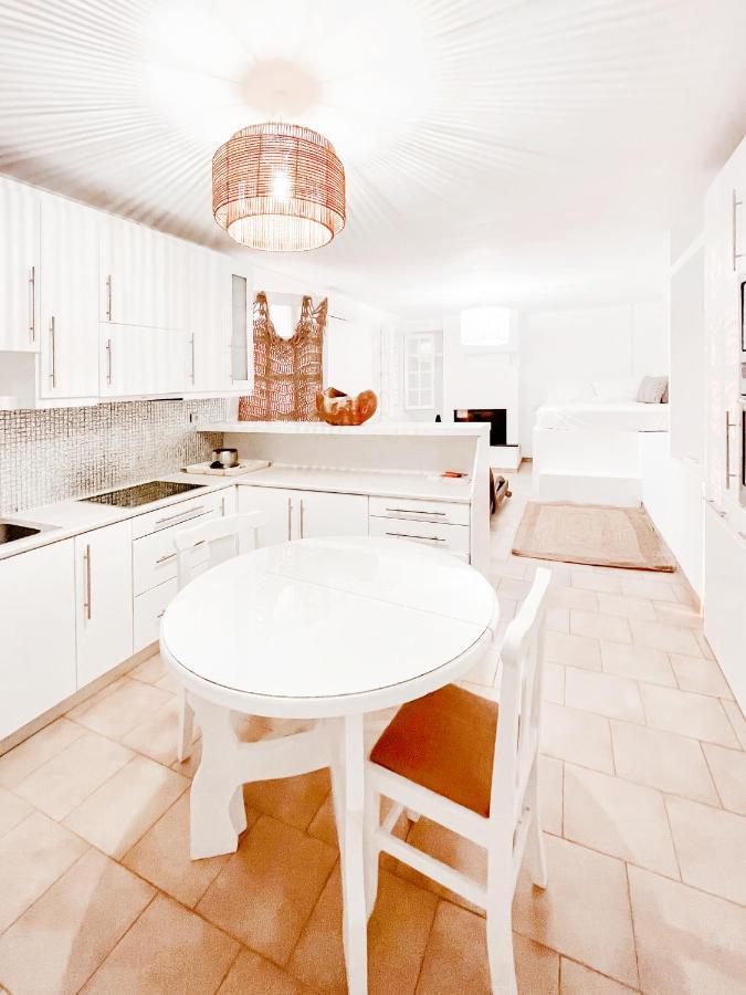 Konstantinos Living Lägenhet Kitriaí Exteriör bild